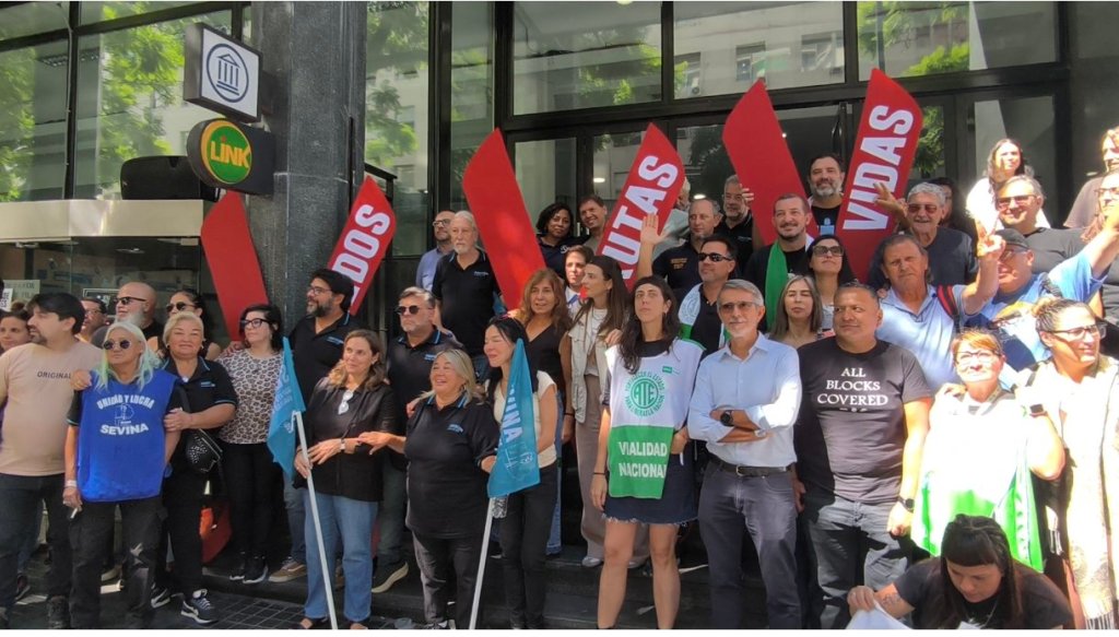 Protesta en Vialidad Nacional: Denuncian 17 meses sin aumento salarial y el vaciamiento del organismo