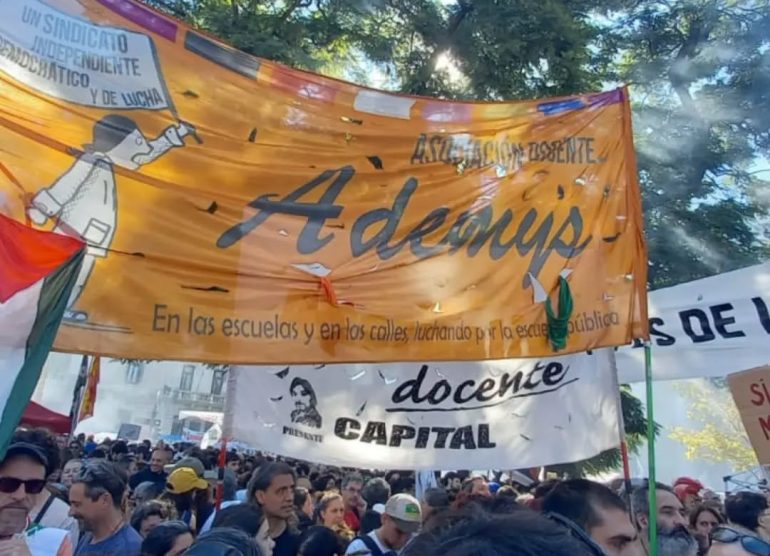 ADEMYS denuncia al Gobierno de la Ciudad por “otro ataque a la educación especial contra las personas con discapacidad visual y&nbsp;auditiva”