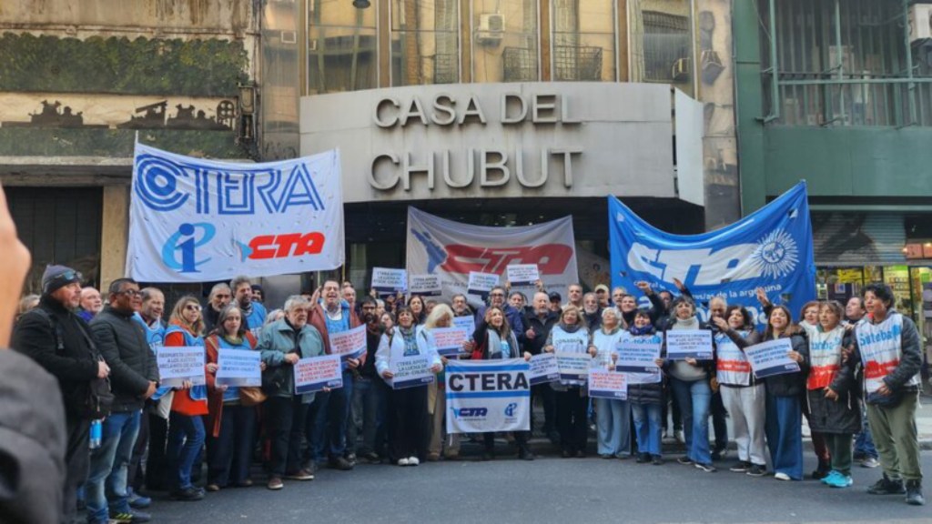 CTA denuncia criminalización de la protesta y exige liberación de Veronica Rosales y trabajadores CTA Chubut
