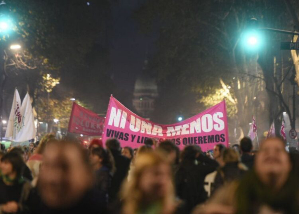 Suman 99 los femicidios durante el año, un informe revela 1 femicidio cada 30 horas