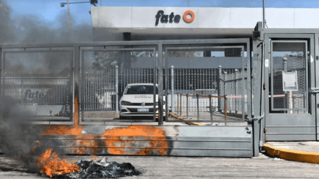 Fate: Madanes «cerca» la toma desde adentro y la Justicia llama a declarar a&nbsp;trabajadores