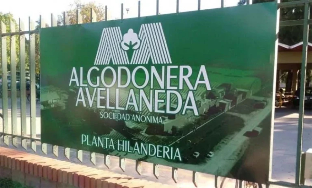 Más de 200 trabajadores de Algodonera Avellaneda sin ingresos desde hace siete&nbsp;meses
