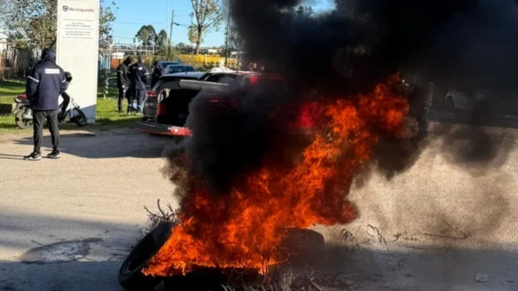 Sindicato de Químicos y Petroquímicos denuncian a Air Liquide por despidos y alerta ambiental en&nbsp;Campana
