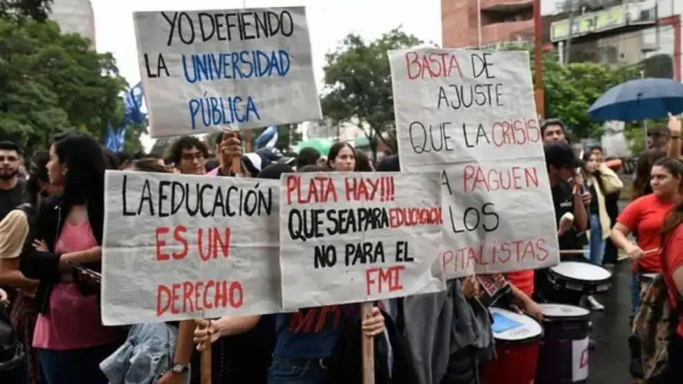 La Corte Suprema rechazo la cautelar del Ejecutivo y obliga al&nbsp; Gobierno a actualizar salarios&nbsp;universitarios