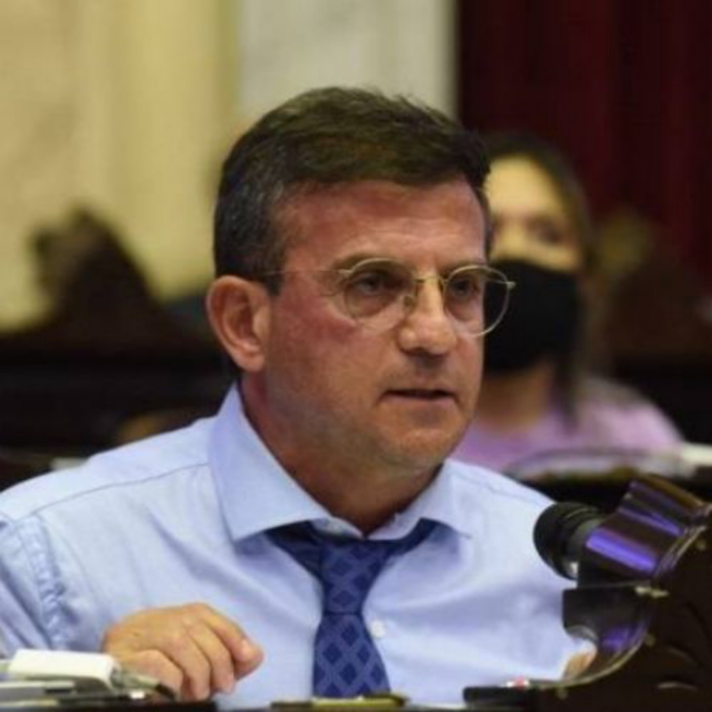 Carlos Cisneros de La Bancaria, acusó al juez Raúl Robin Márquez de recibir «órdenes» del presidente de la Corte de Tucumán, Daniel&nbsp;Leiva»