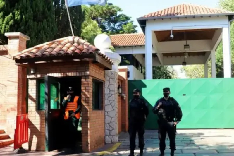 Rodolfo Aguiar anunció que ATE se declara en alerta por despidos en Quinta de Olivos