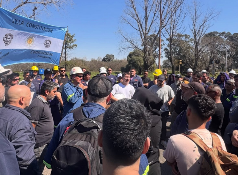 La UOM de Villa Constitución protestó contra empresas contratistas de Acindar