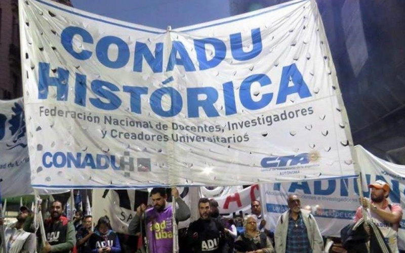 Conadu Histórica inicio paro por 72 horas y reclamó al Gobierno una actualización salarial